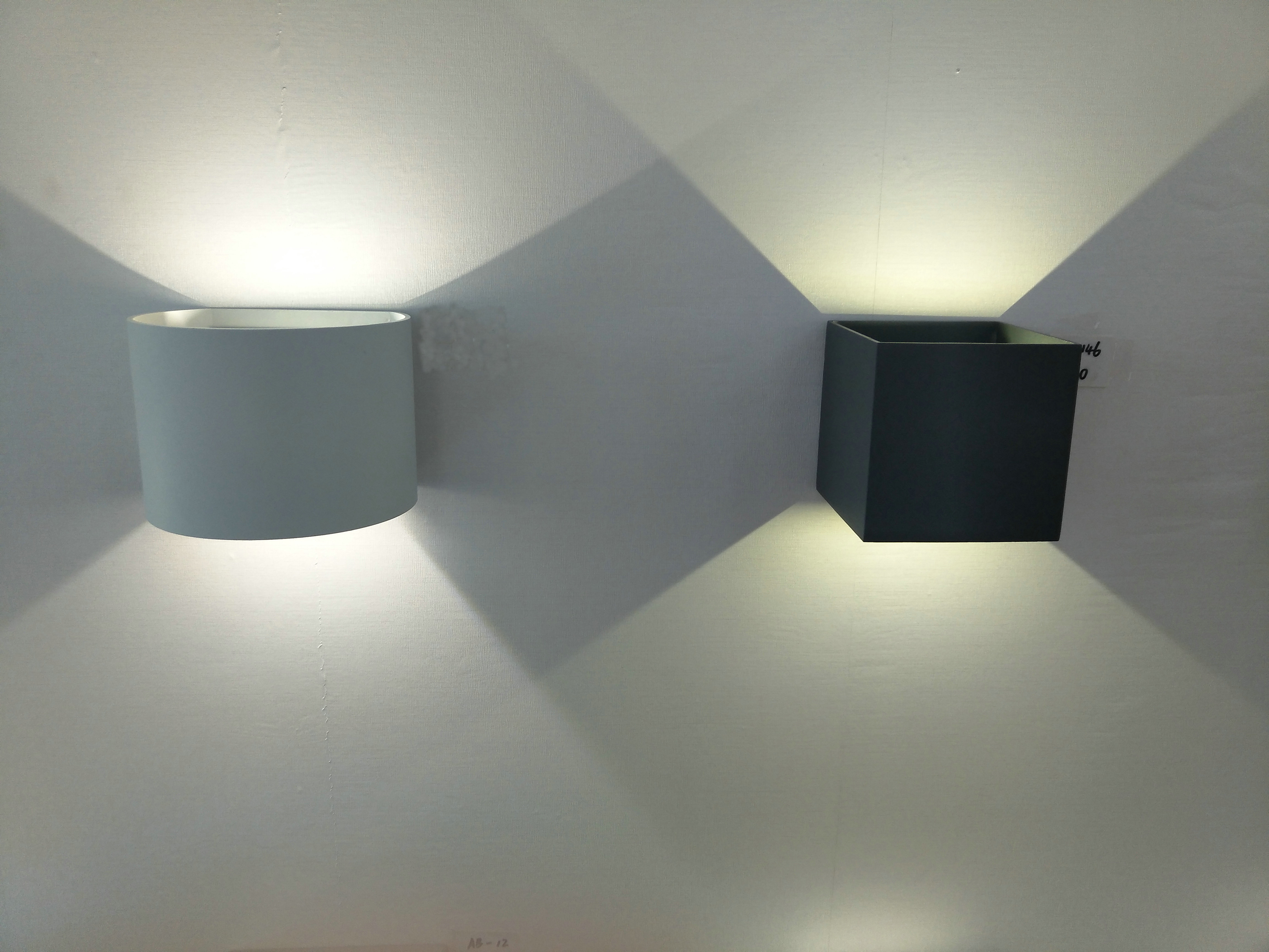 2x3w led up down wall light